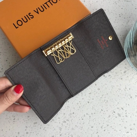 HOLDER VUITTON LOUIS 6 KEY 0101